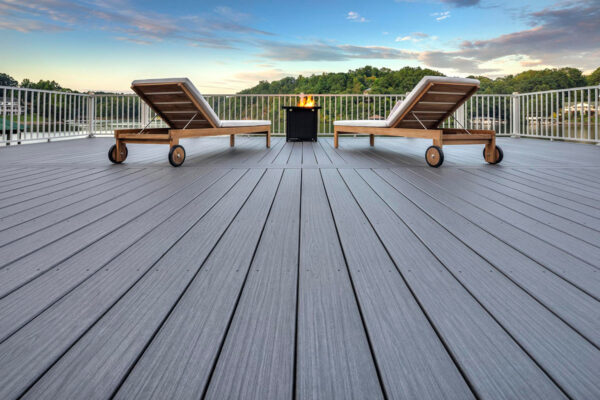 sig-bryan-fairbanks-001-wd-sig-alum-railing-wt-dock-lake-lounges-firepit-low-back.tif-2048x2048-1-600x400